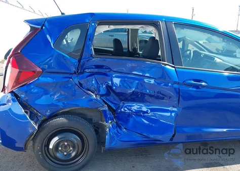 2017 Honda Fit Lx из США, поврежденный, VIN 3HGGK5H56HM710357